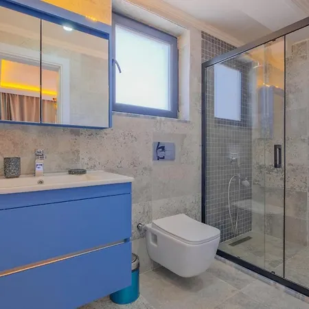 Lavida - Private Pool For 6