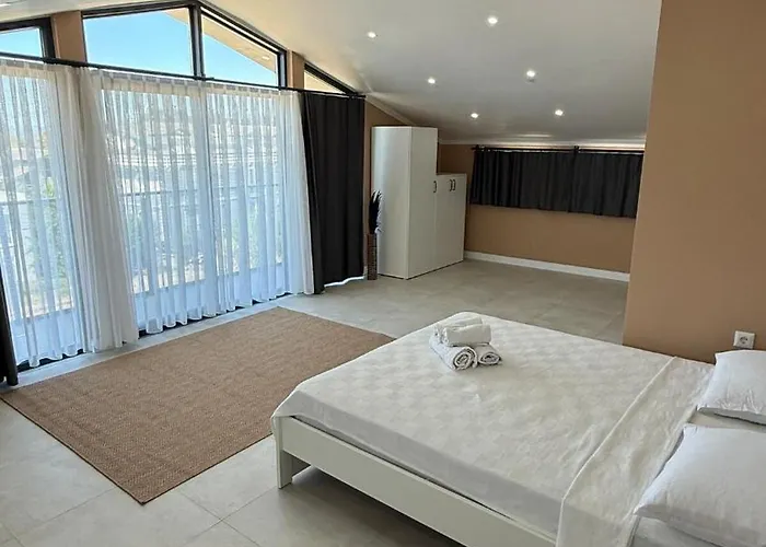 Lavida - Private Pool For 6 Вилла