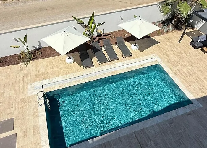 Lavida - Private Pool For 6 Villa